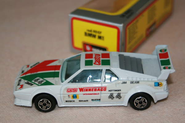 BMW M1 WINNEBAGO - Burago 143